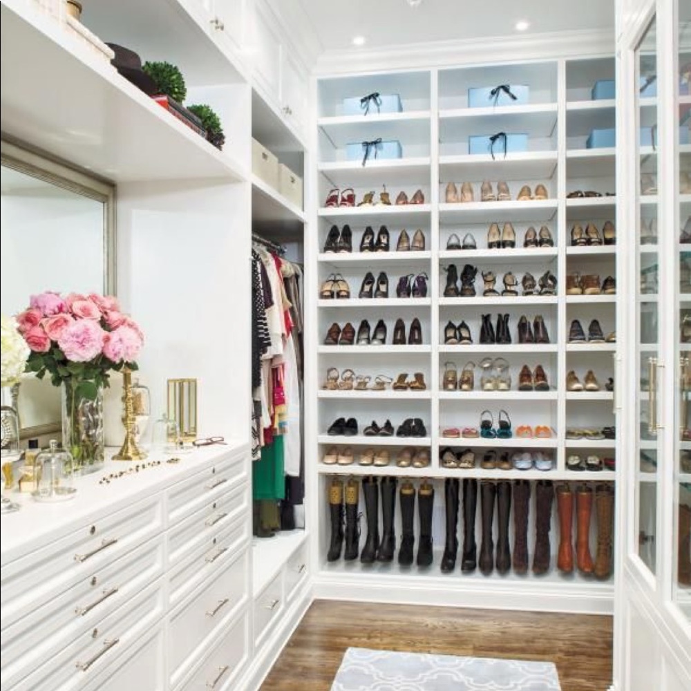 Come visit my closet!!